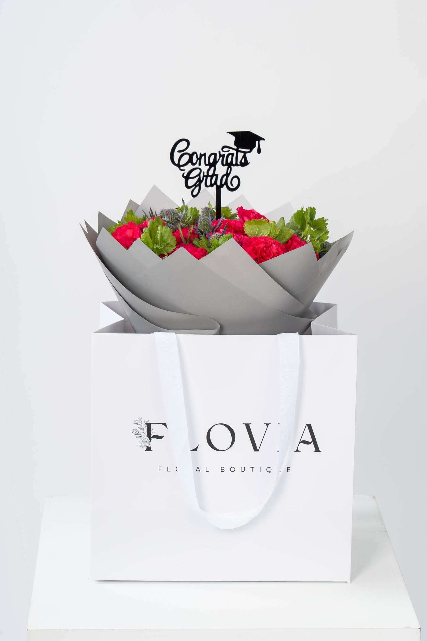 Grad-Rose Carnations Bouquet | Flower Shop Dubai.