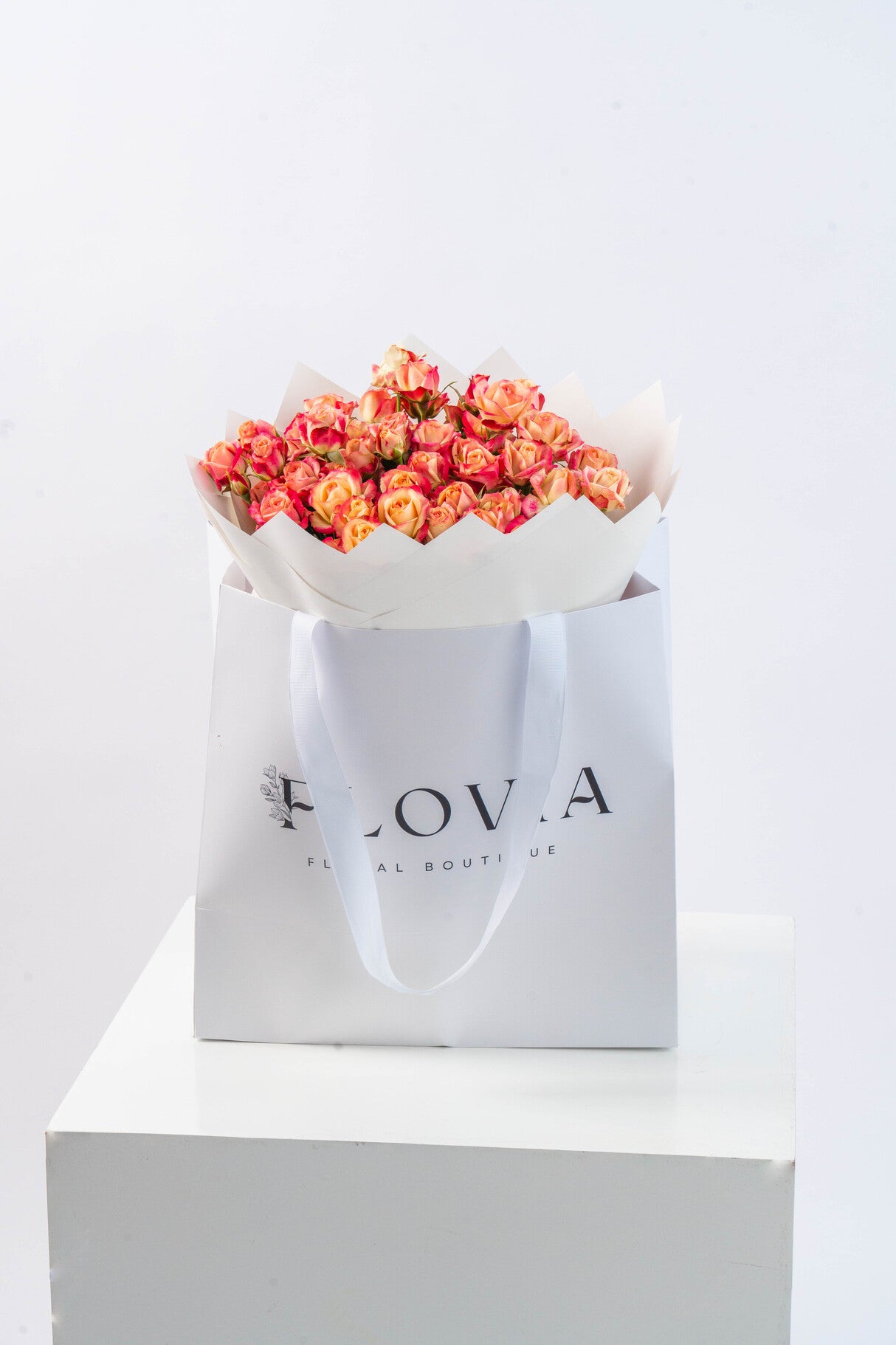 Peach Spray Roses | Flower Shop Dubai.