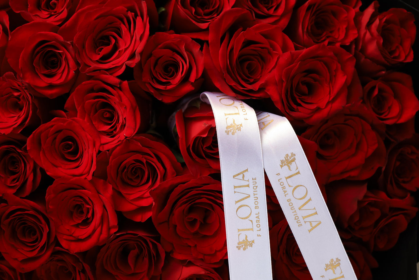 121 red roses bouquet