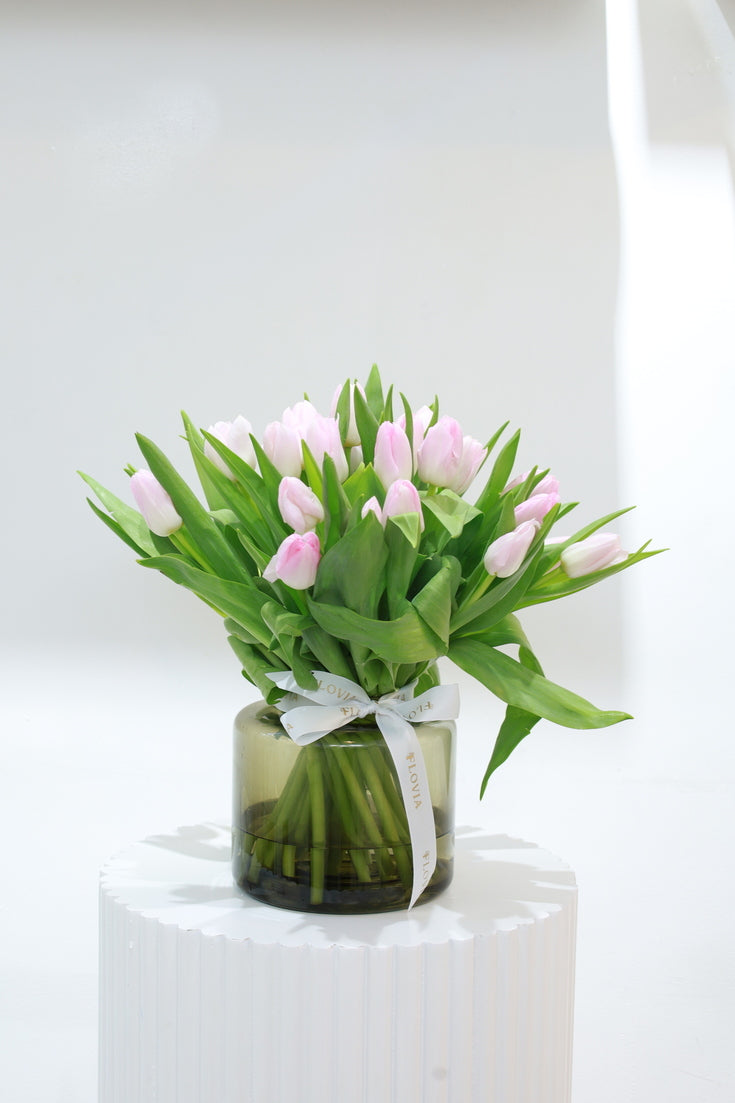 Make your loved ones happy with cherry red flower