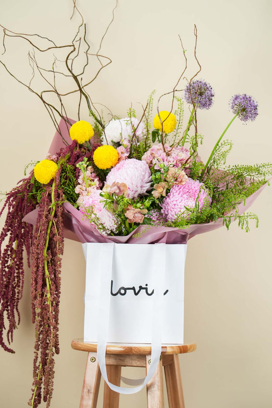 How to Select Flowers Based on Your Mother’s Favorite Colors