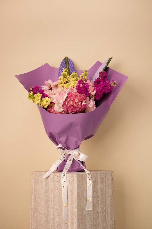 How to Keep Fresh Flowers Fresh Longer at Home