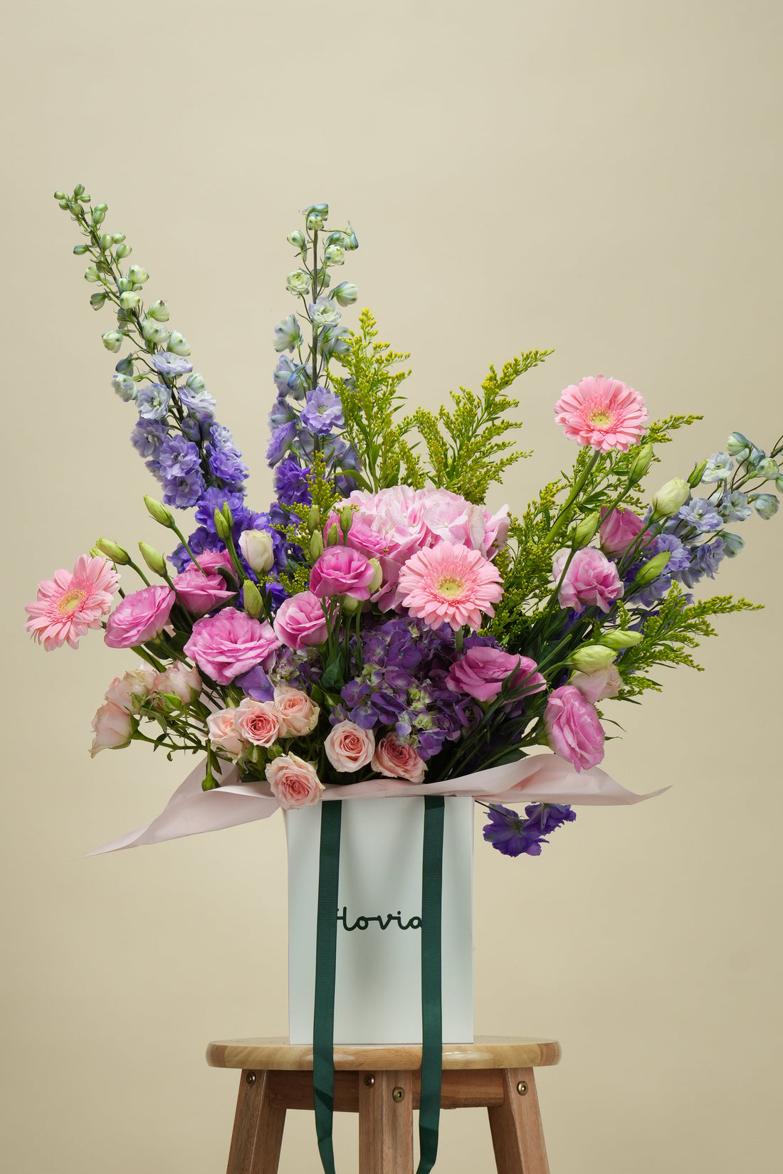 How Long Do Different Flowers Last in a Vase? A Dubai Florist's Honest Guide