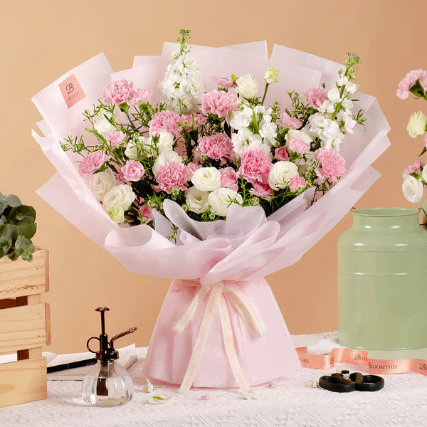 Top Flower Arrangements to Surprise Your Mother