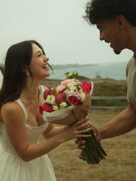 Why Flower Bouquets Remain the Most Timeless Gift for Every Occasion