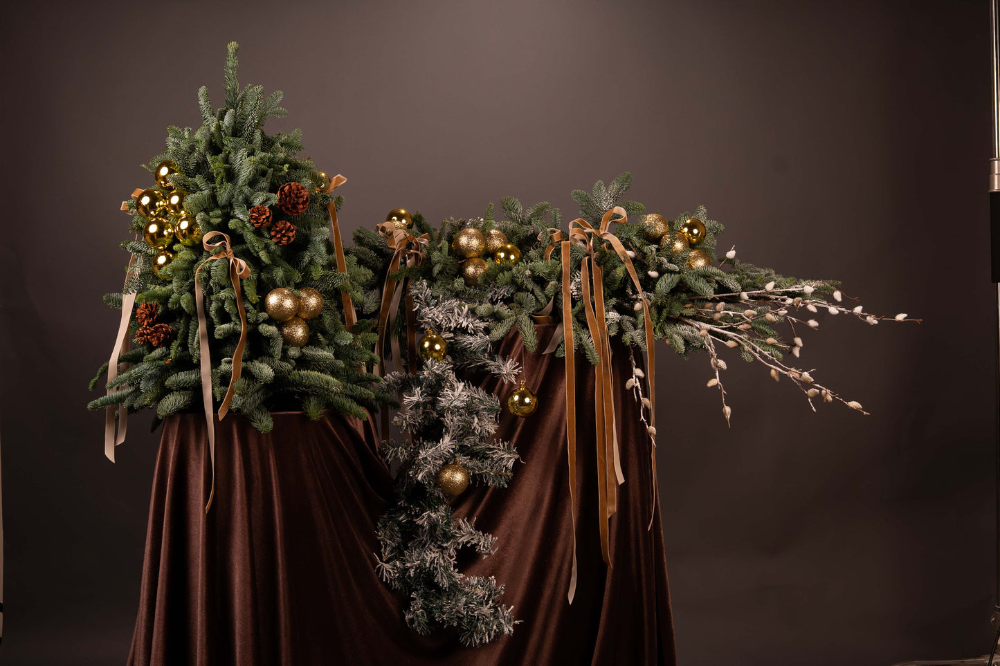 Christmas Tree & Table Arrangement Set