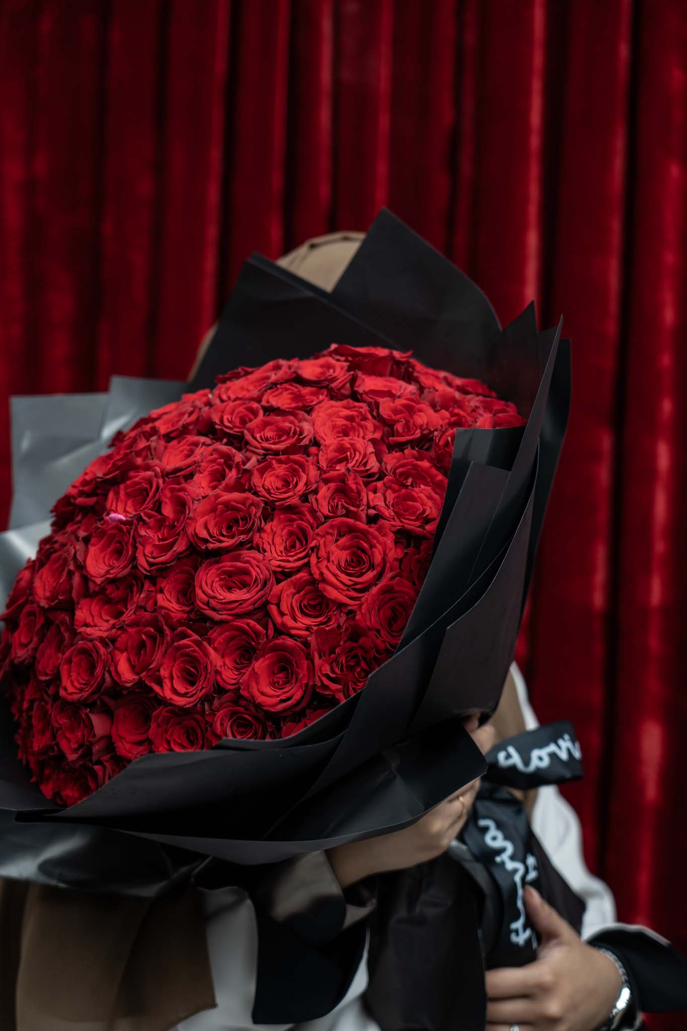 101 Red Roses Bouquet