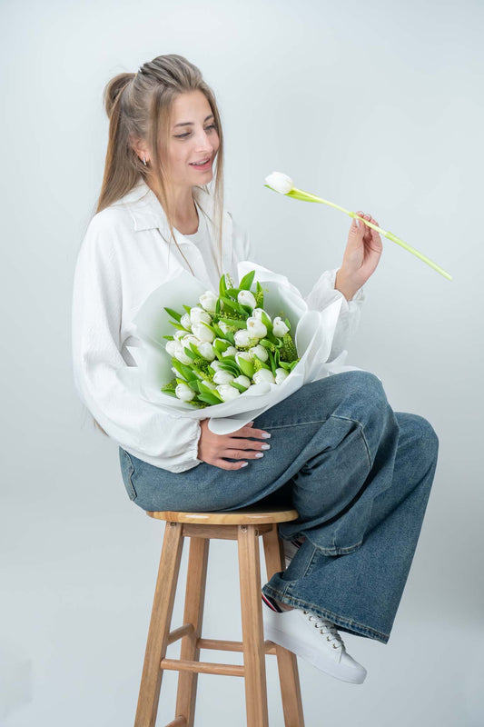 Luxury White Tulip Bouquet