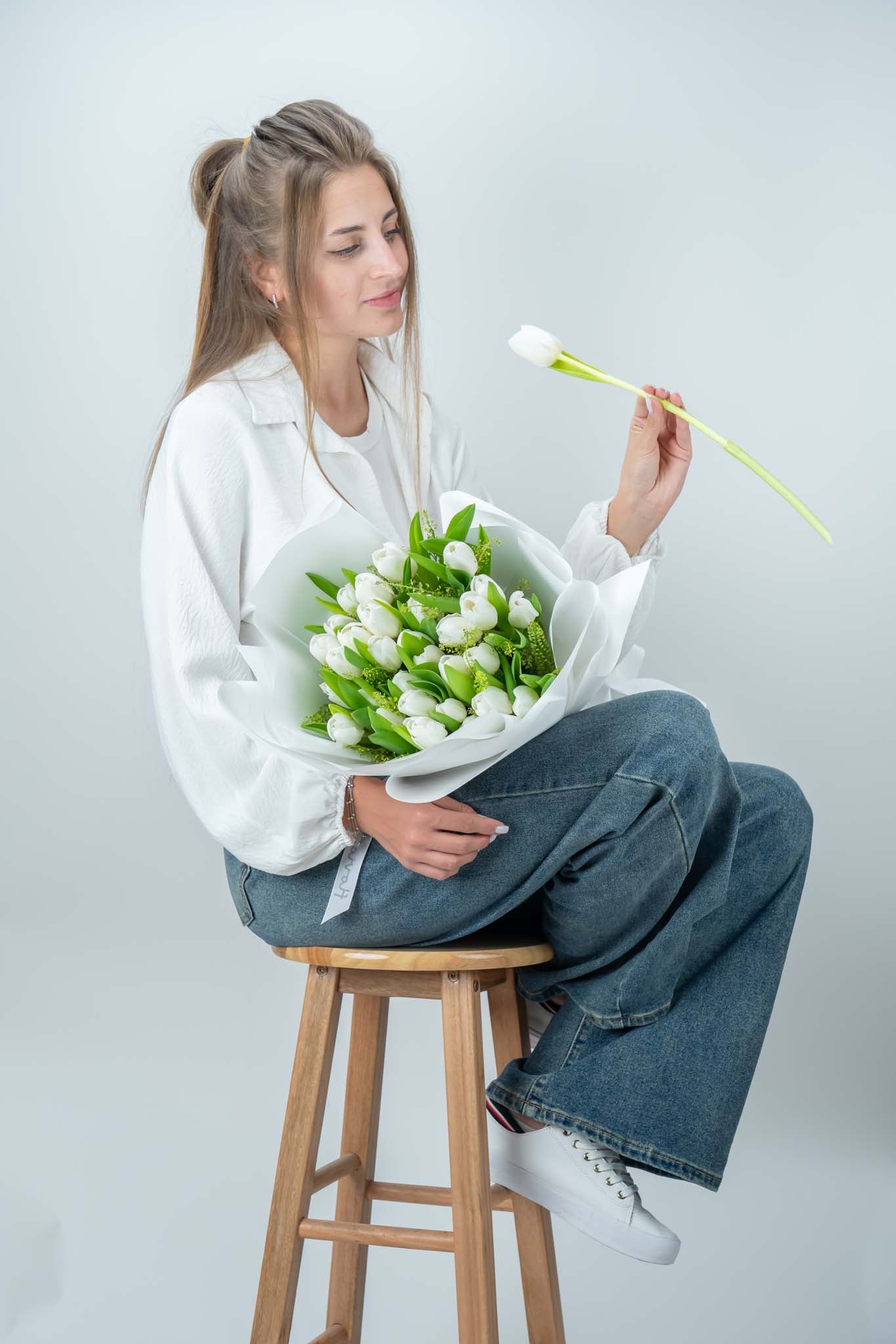 Luxury White Tulip Bouquet