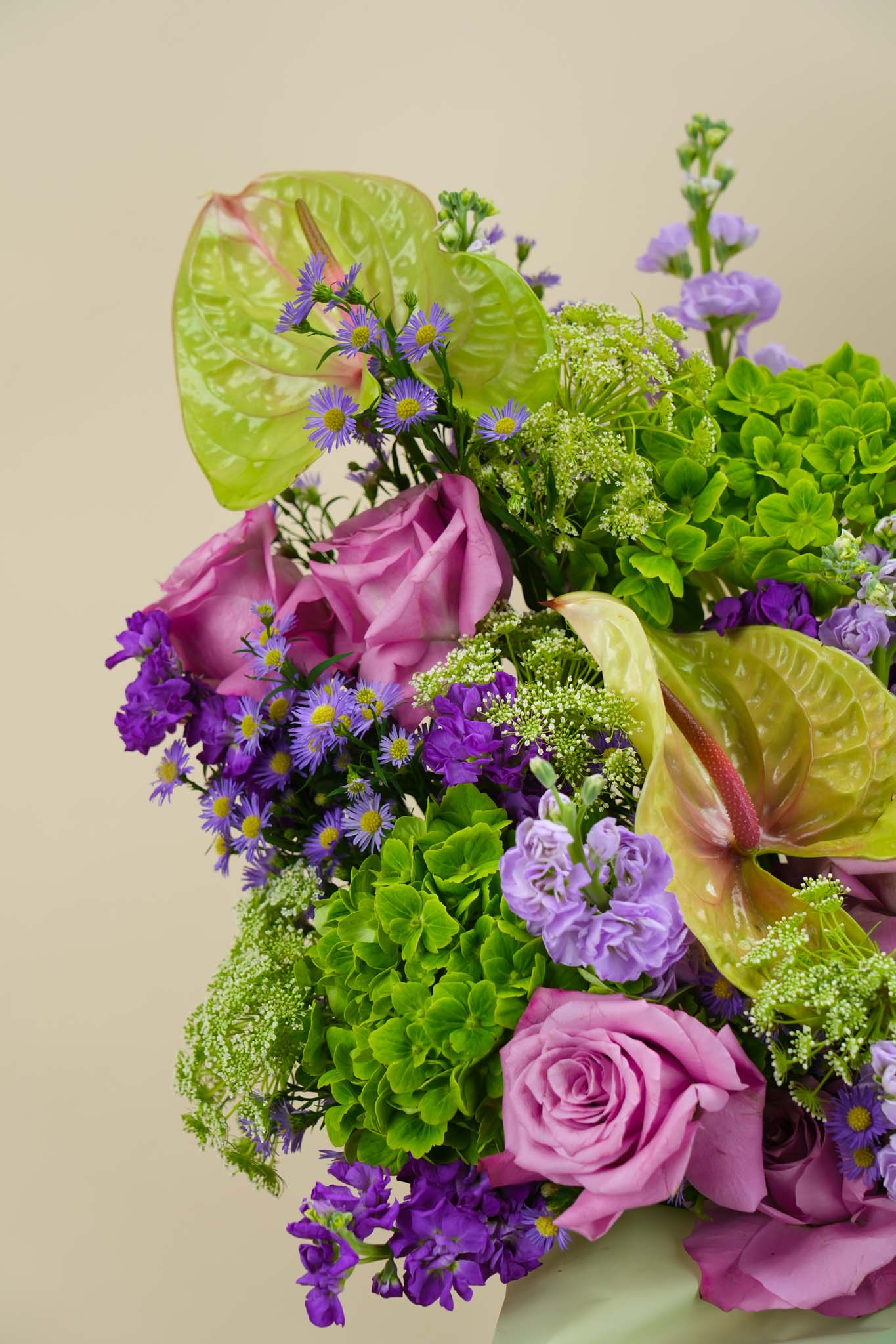Elegant Garden Bloom Bag