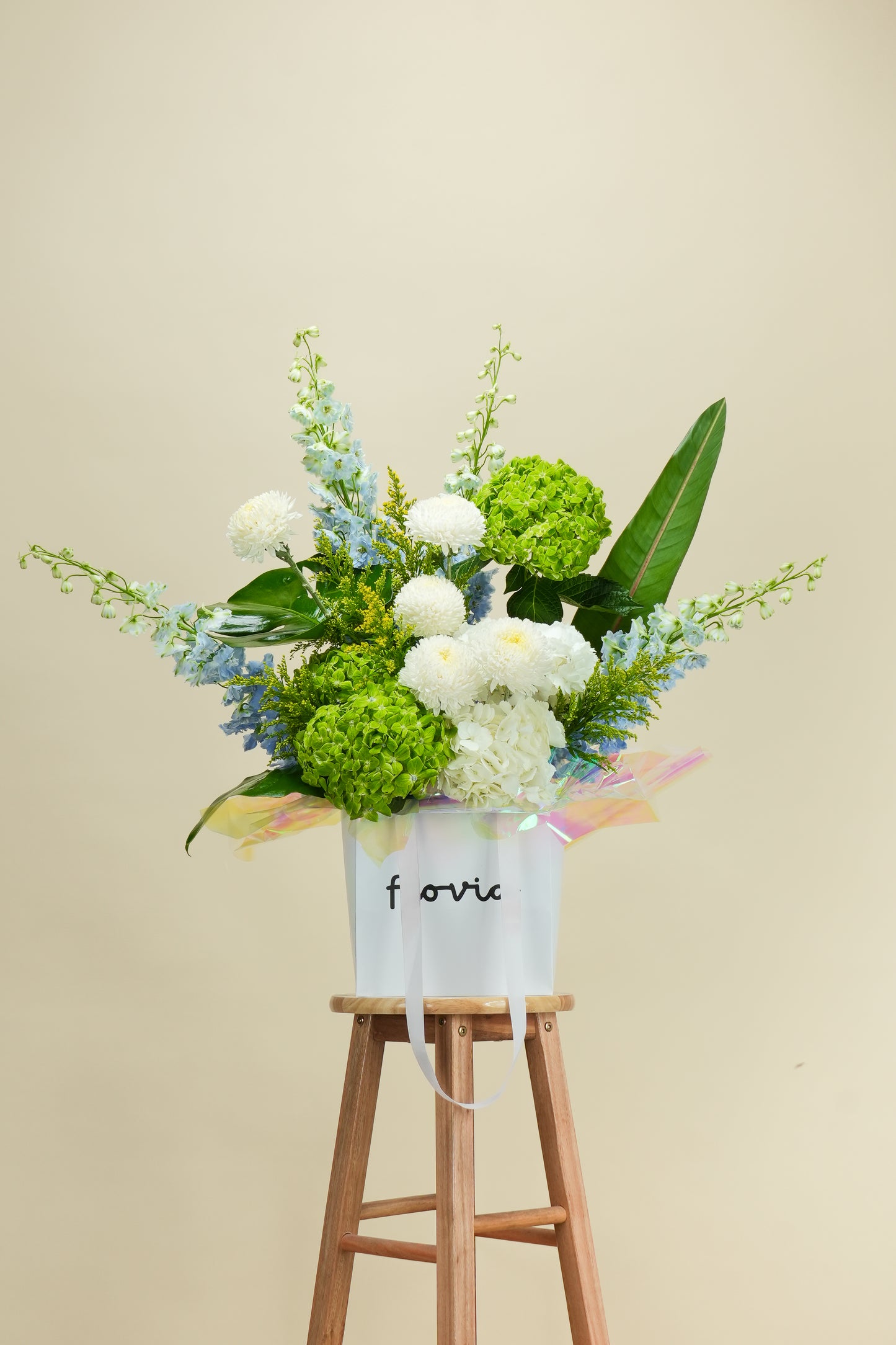 Hydrangea Whisper Floral Bag