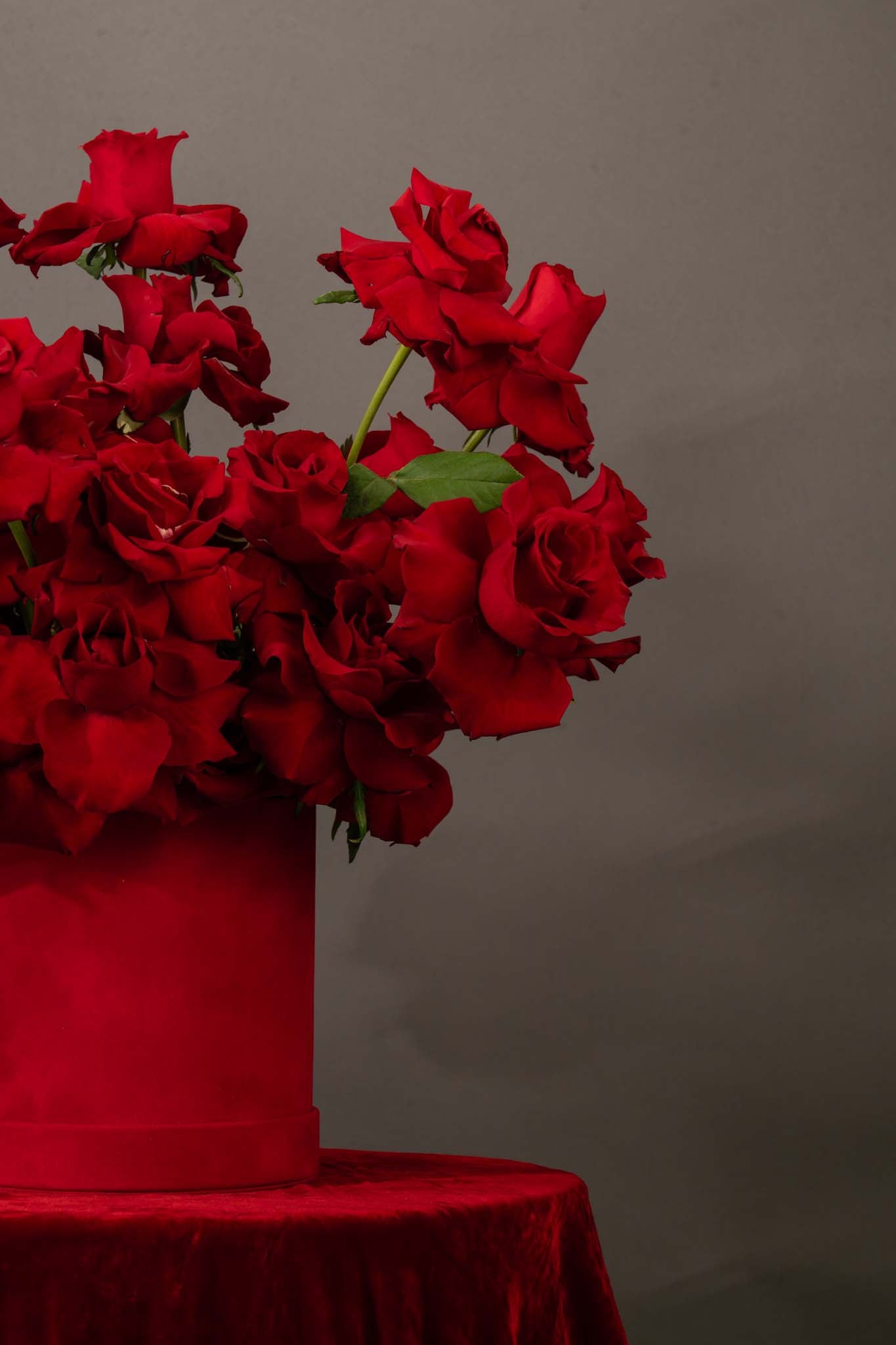 Mini Scarlet Love Rose Box