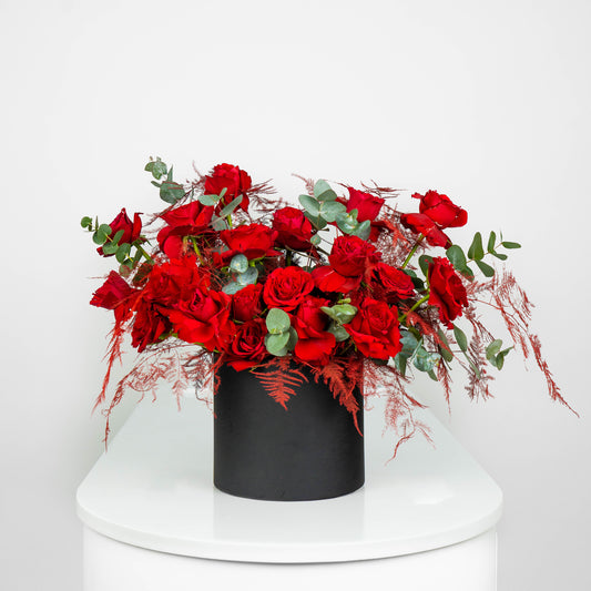 21 RED ROSES IN BLACK BOX | Flower Shop Dubai.
